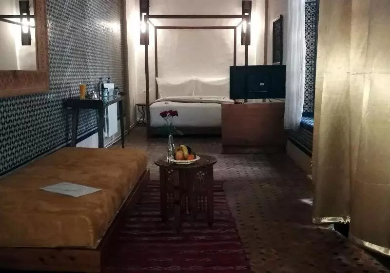 Riad Zeina