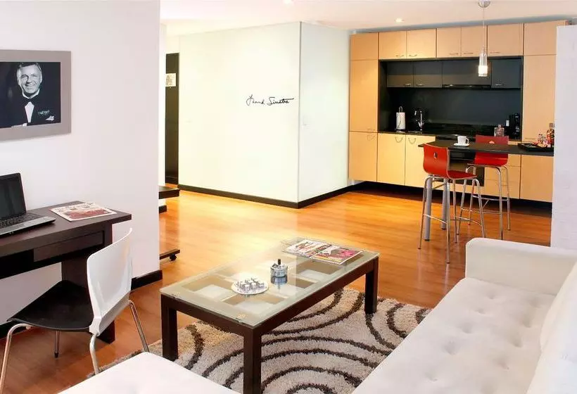 Fotos del hotel Celebrities Suites:  24