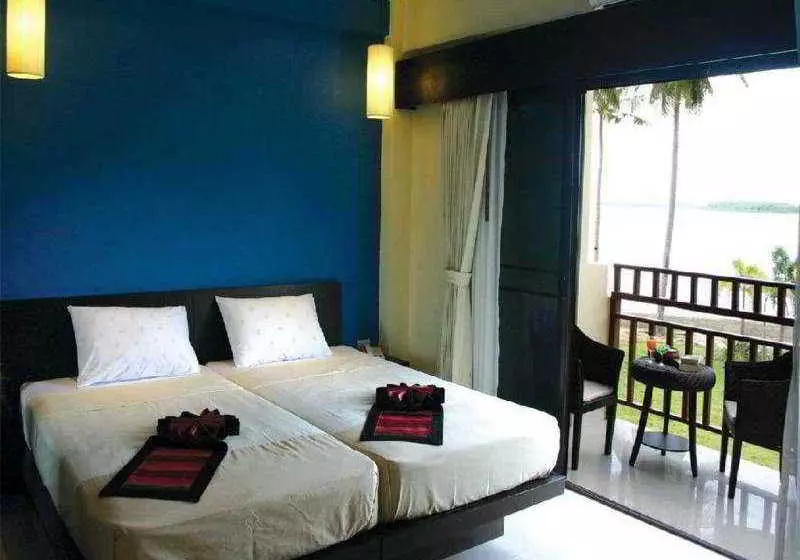 Fotos del hotel Lanta All Seasons Beach Resort:  5