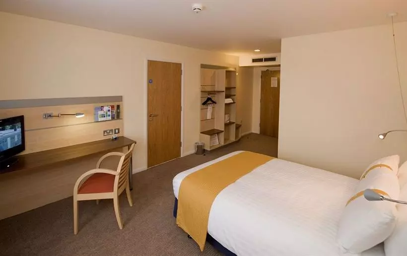 Holiday Inn Express Aberdeen – Exhibition Centre