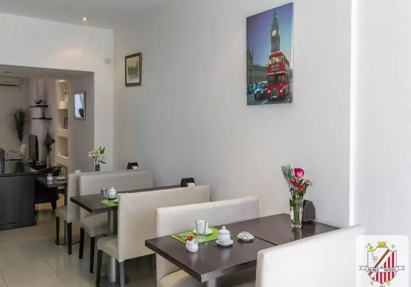 Fotos del hotel Nuñez Suites:  3