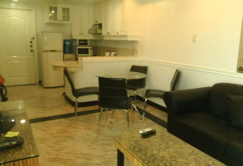 Fotos del hotel The Baywatch Tower Manila:  3