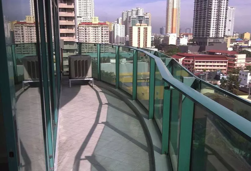 Fotos del hotel The Baywatch Tower Manila:  16