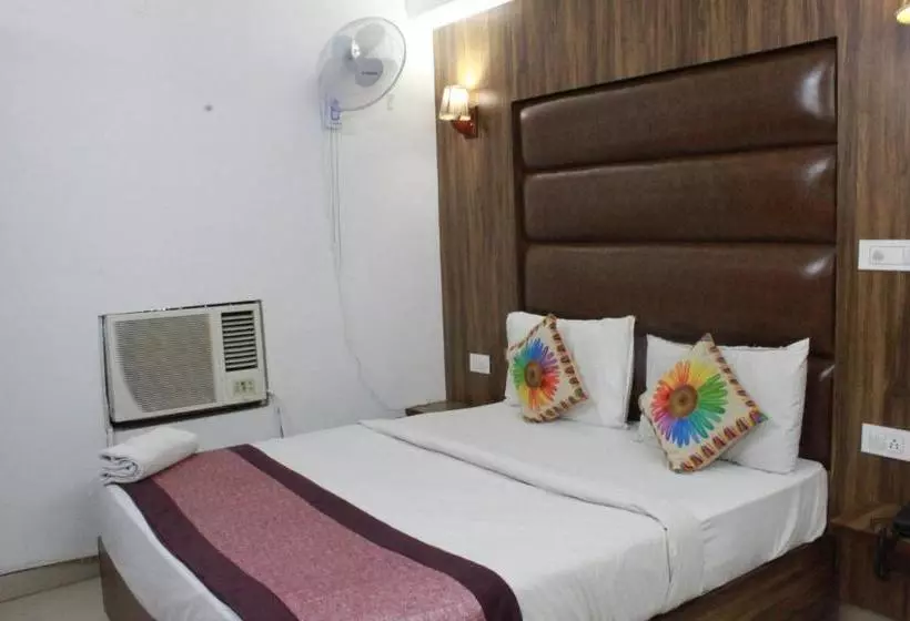 Fotos del hotel Noratan Palace:  11