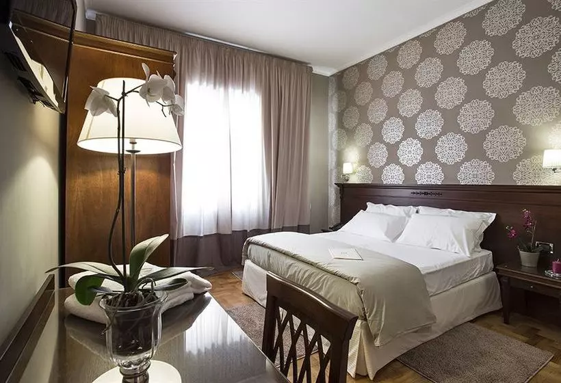 Fotos del hotel Smart  Gallery House:  17