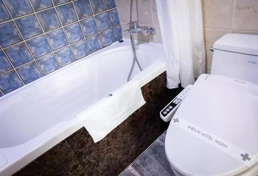 Fotos del hotel Noah:  3