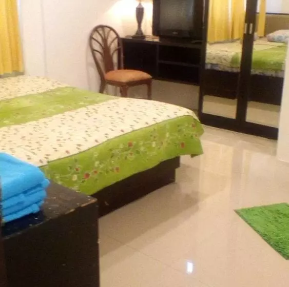 Fotos del hotel Nine Place Sukhumvit 81  Bts On Nut:  6