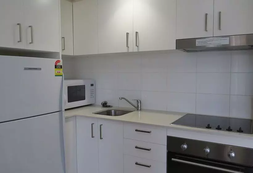 Fotos del hotel Wahroonga Waldorf Apartments Sydney:  5