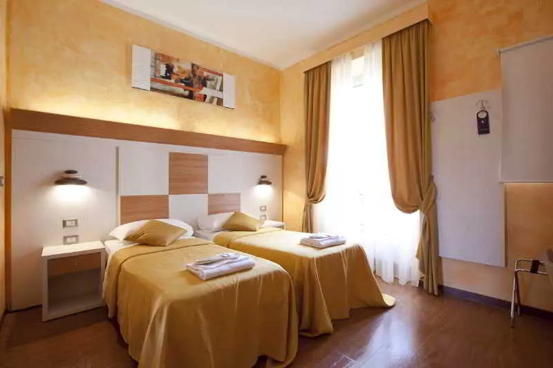 Fotos del hotel Dem Guest House:  4