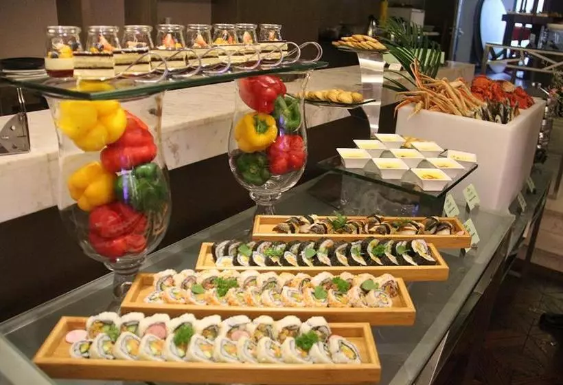 Fotos del hotel White Horse Lake Jianguo:  8