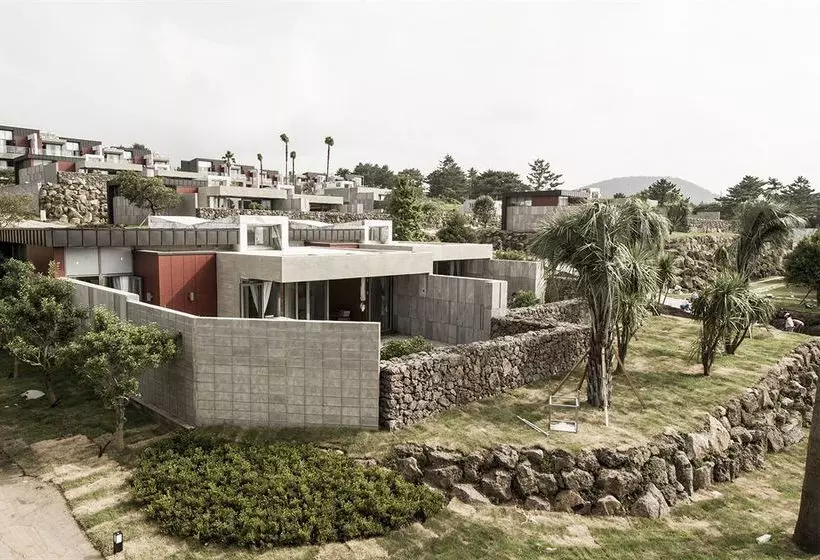 Fotos del hotel Luston Villa & Hotel:  23