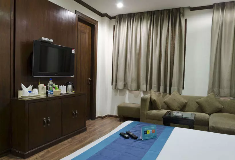 Fotos del hotel Fab Aashraye Nehru Place:  13