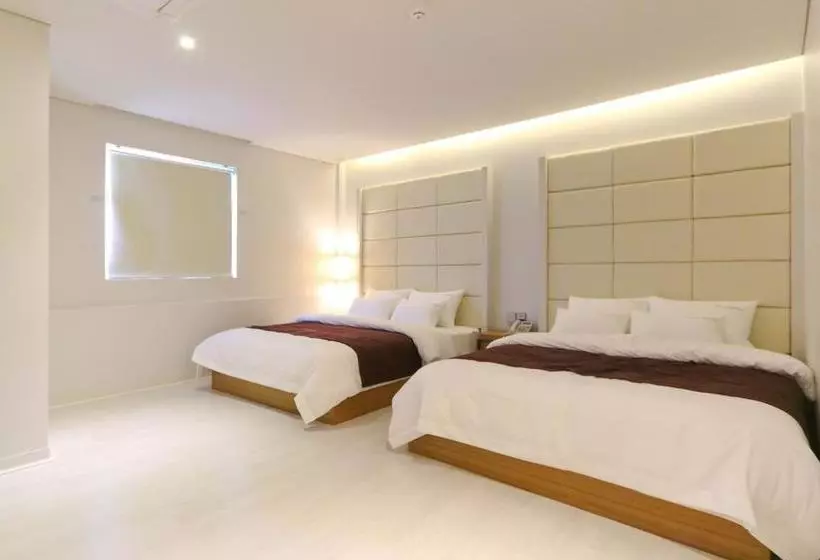 Fotos del hotel Best In City:  13