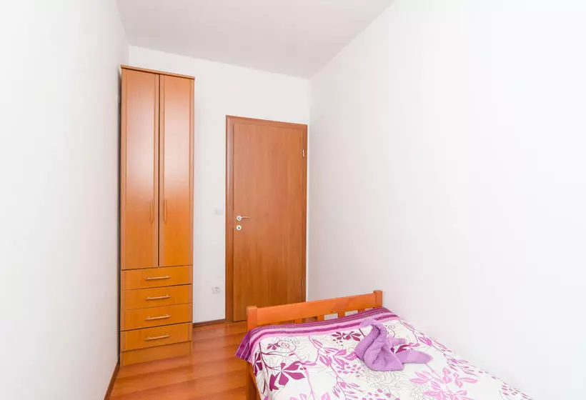 Apartments Ira