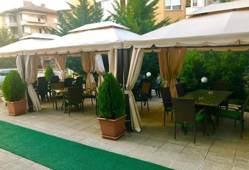 Fotos del hotel Arena Tarnovo:  4