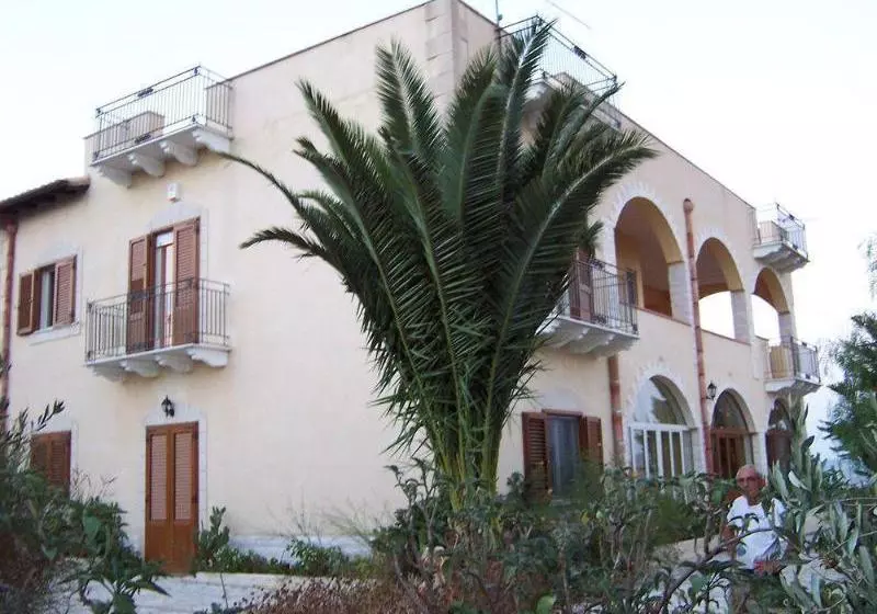 Fotos del hotel Villa Caltafaraci:  6