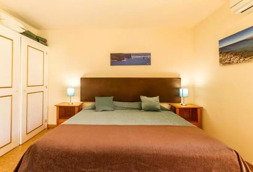 Fotos del hotel Luz Beach Apartments:  5