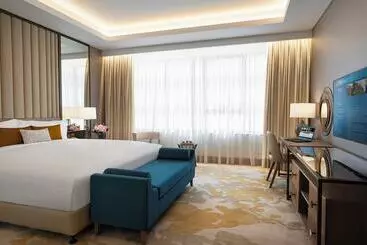 Al Jaddaf Rotana Suite