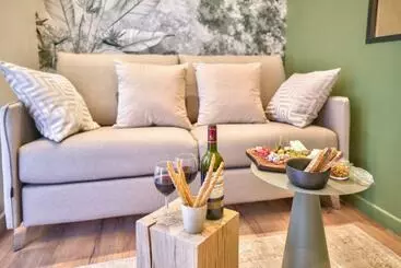 New Eiffel Tour ! Splendid Apartments In The Heart Of Paris - パリ