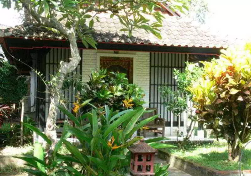 Fotos del hotel Puri Taman Kelapa - Garden Cottages:  7