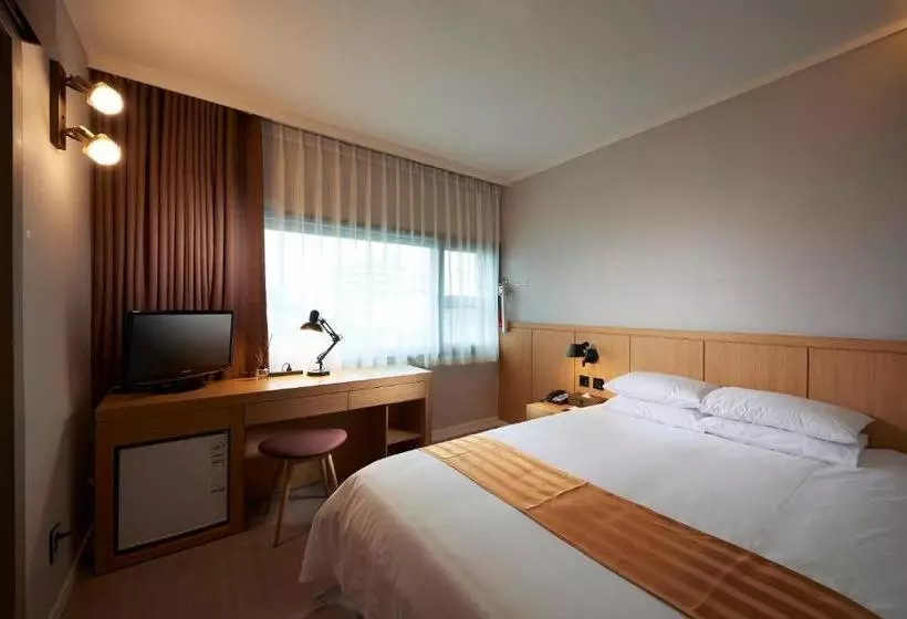 Fotos del hotel Jeju Marina:  2