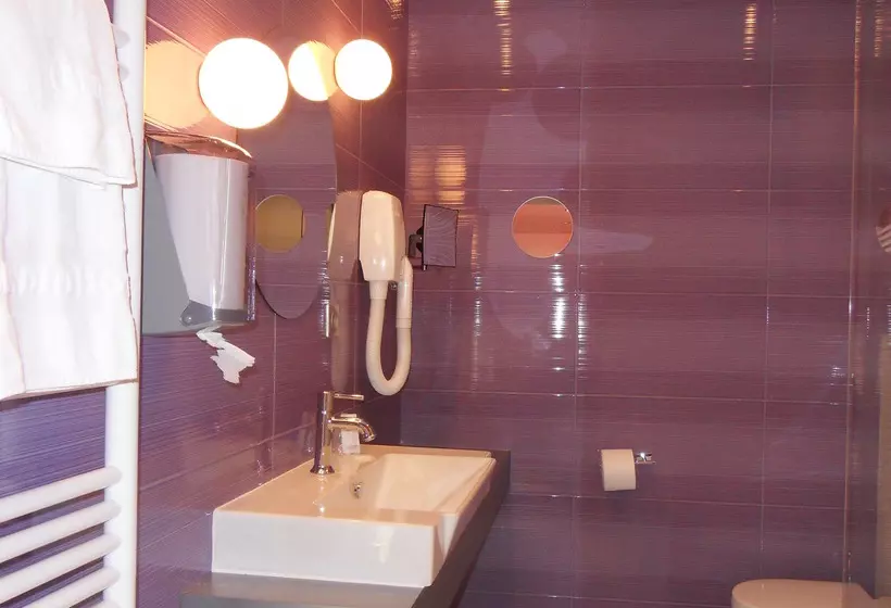 Fotos del hotel Splendid Hôtel Grenoble Centre Gare:  6