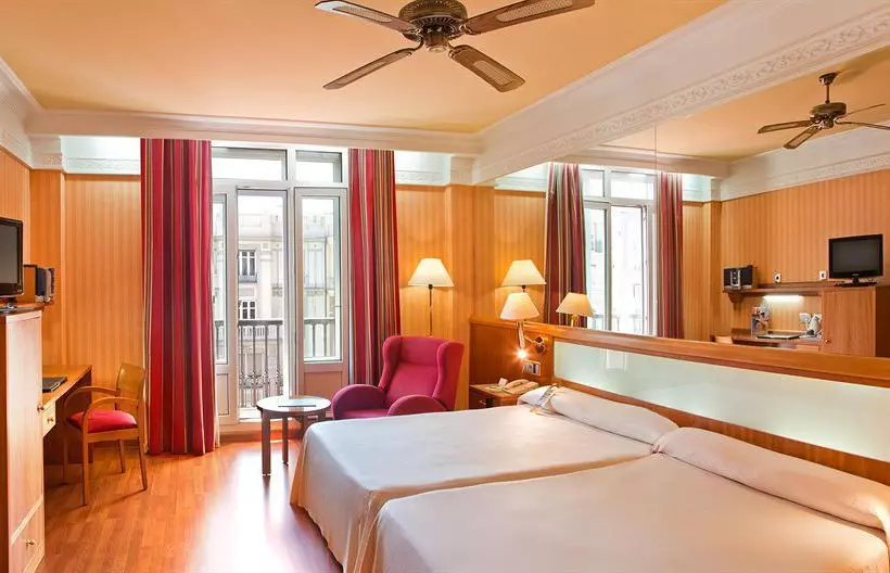 Fotos del hotel Gran Vía 70 Spa:  7