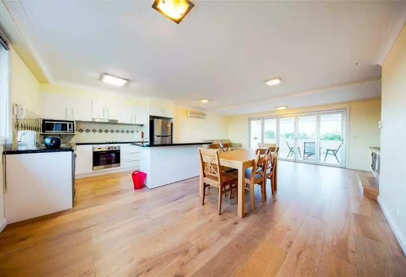 Fotos del hotel Sunset Island Resort:  8