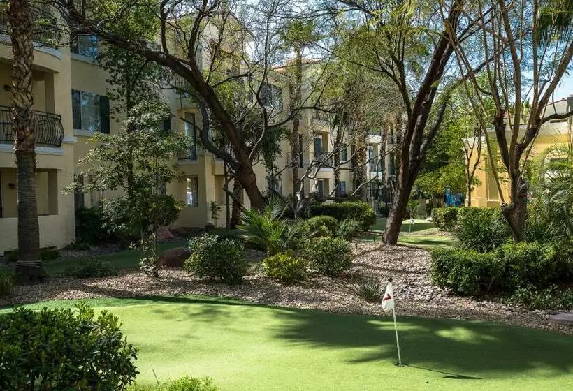 Fotos del hotel Club De Soleil All-suite Resort:  16