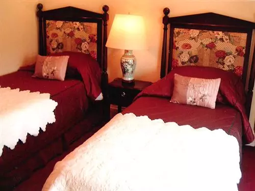 Fotos del hotel Emerald Guest House:  10