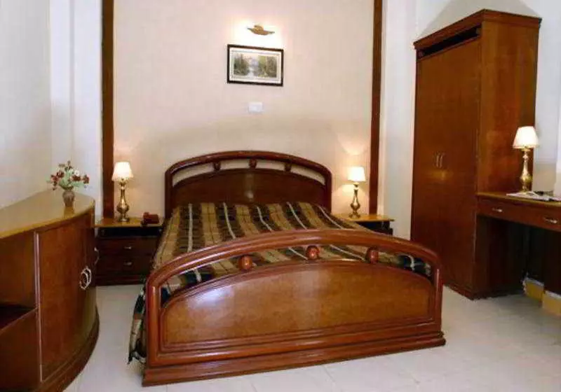 Fotos del hotel Mandakini Castle:  5