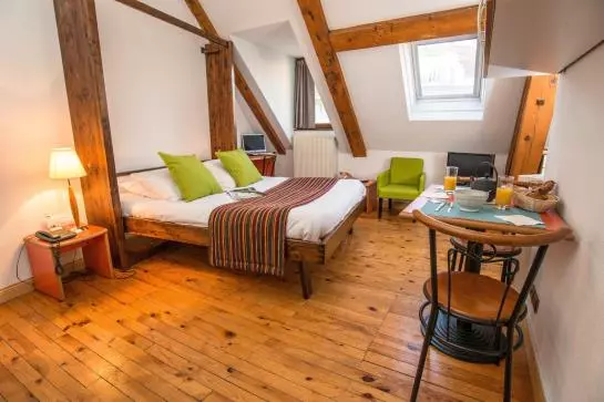 Fotos del hotel Privilodges Chateau Perrin:  22