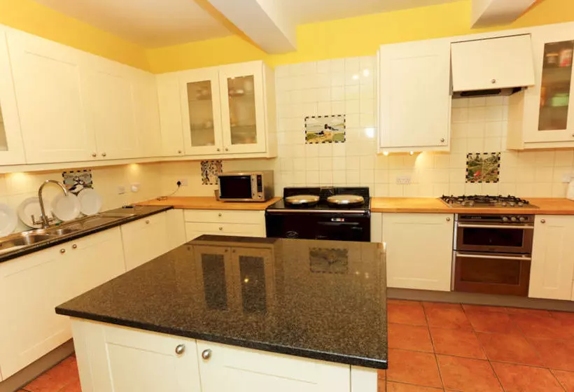 Fotos del hotel Inchgrove House:  2