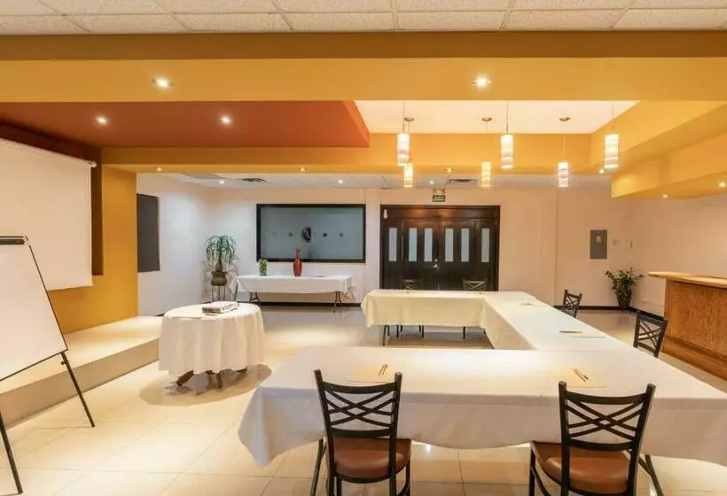 Fotos del hotel Sntenario:  23