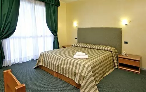 Fotos del hotel Qt Hotel:  14