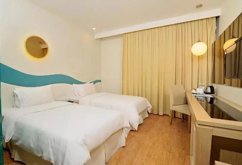 Fotos del hotel Oceania:  21