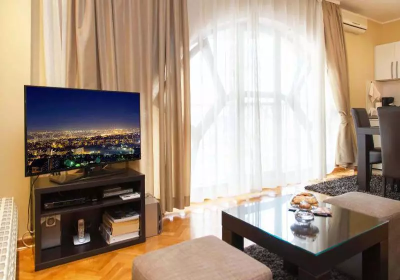 Fotos del hotel Apartment Little Bay:  9