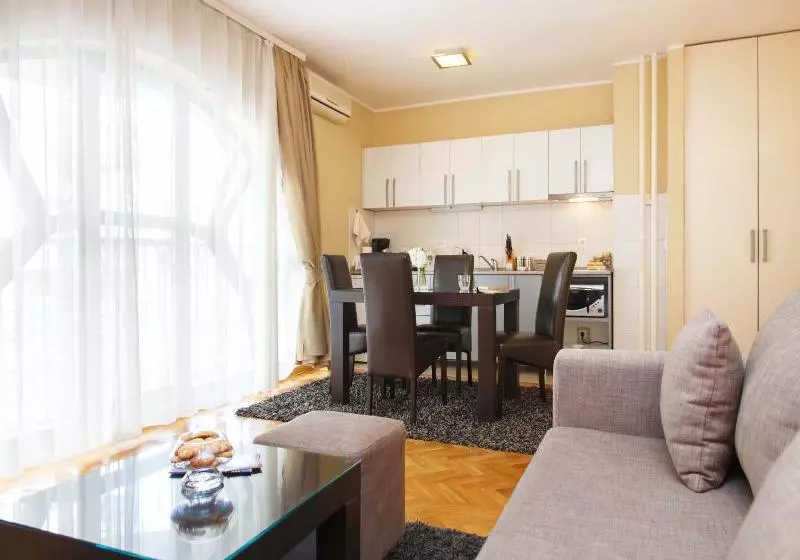 Fotos del hotel Apartment Little Bay:  19