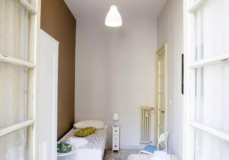 Fotos del hotel C'Est La Vie Rooms:  8