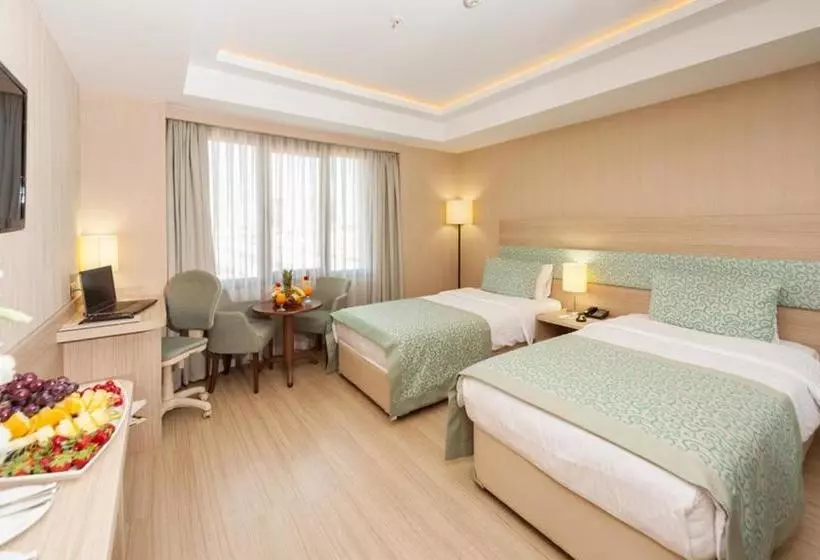 Fotos del hotel Golden Way Giyimkent:  13