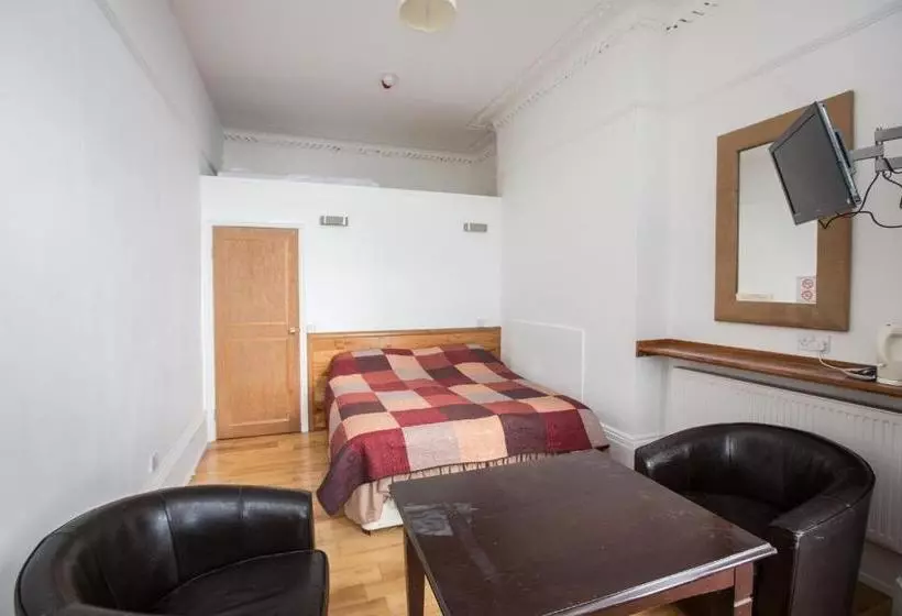 Fotos del hotel Cecil House:  10