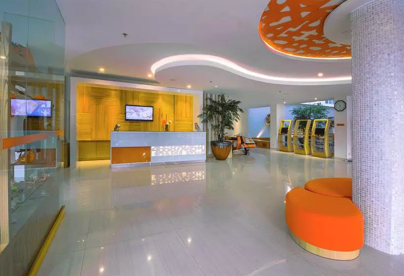 Fotos del hotel Harris Hotel Raya Kuta:  2