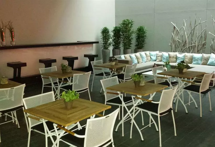 Fotos del hotel G Suites Airport:  4