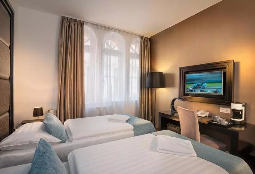 Fotos del hotel Bastion Hotel Budapest:  13