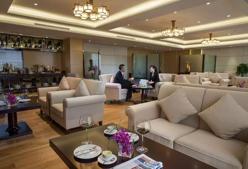 Fotos del hotel Classical Plaza:  3