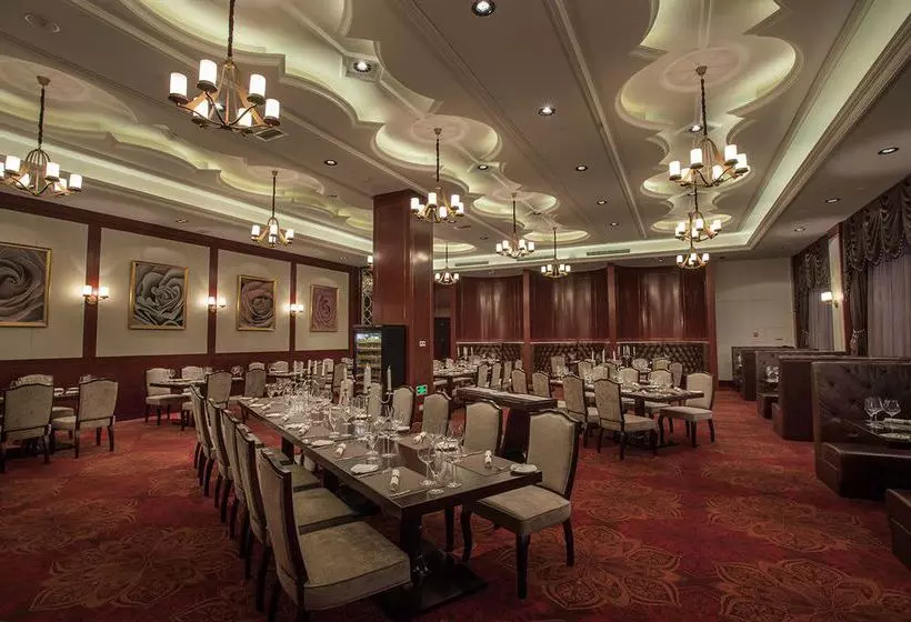 Fotos del hotel Classical Plaza:  5