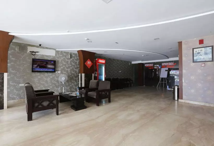 Fotos del hotel Vjr Residency:  14