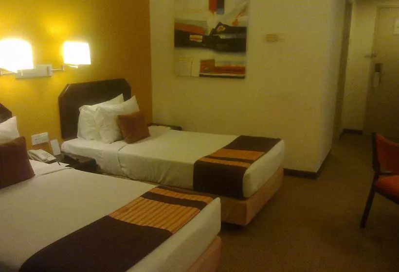 Fotos del hotel Rhr  @ Uniten:  14