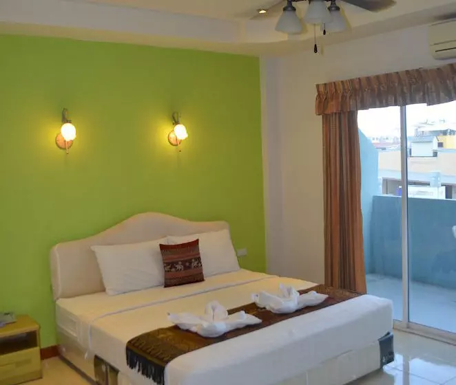 Fotos del hotel Arya Inn Pattaya Beach Hotel:  12