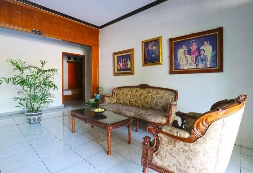 Fotos del hotel Santo Guest House:  25